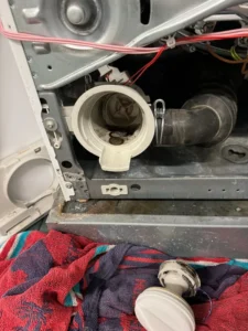 Miele Waschmaschine mit blockiertem Ablauf in Aargau